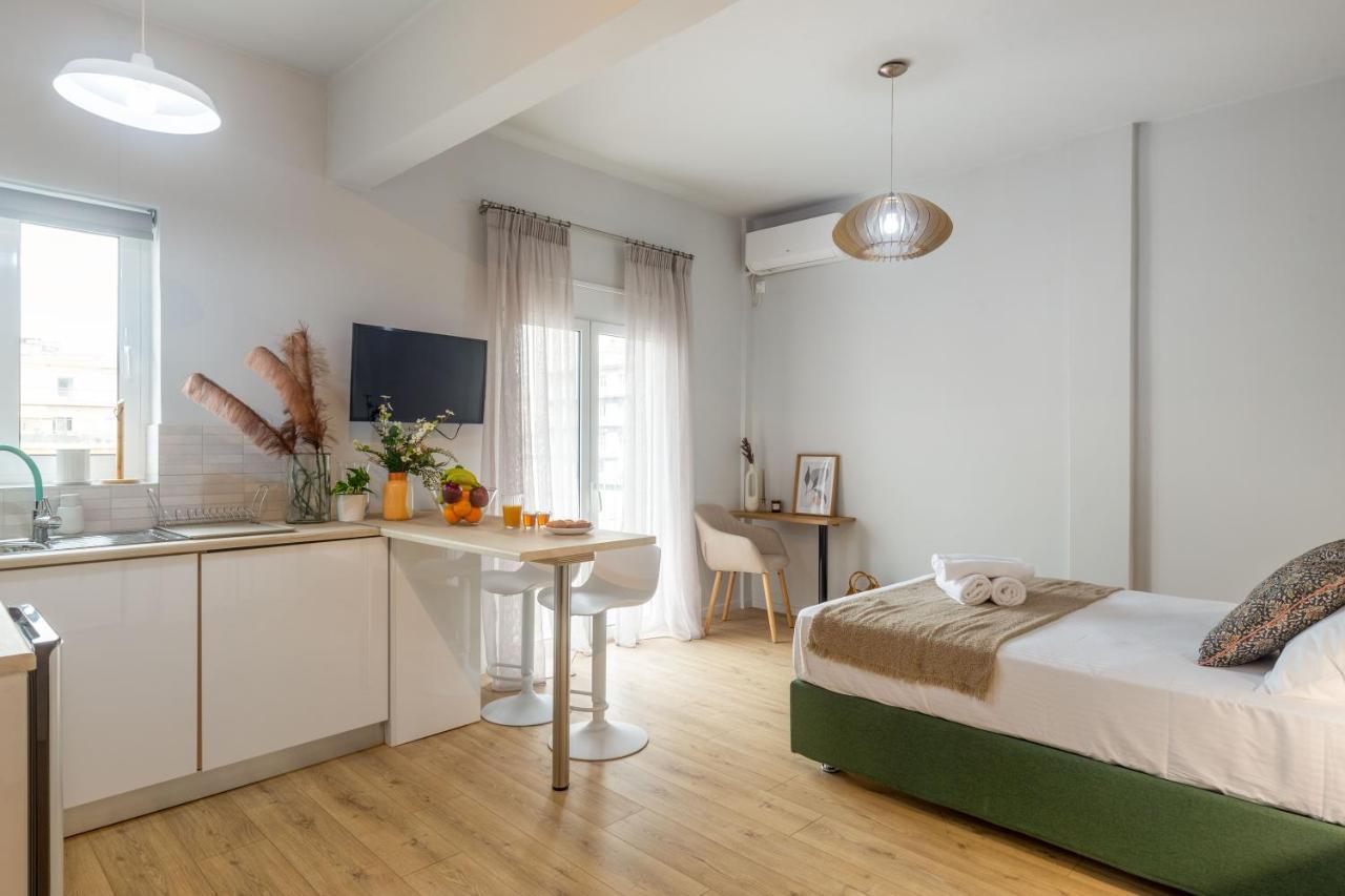 Holodek Apartments: Kallithea アテネ エクステリア 写真